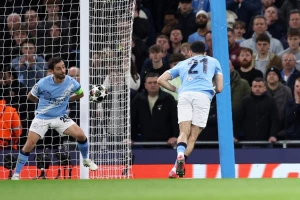 Eze za TV špice u Londonu! Penal i crveni pokvarili spektakl u Mančesteru, sve regularno ili ne?!